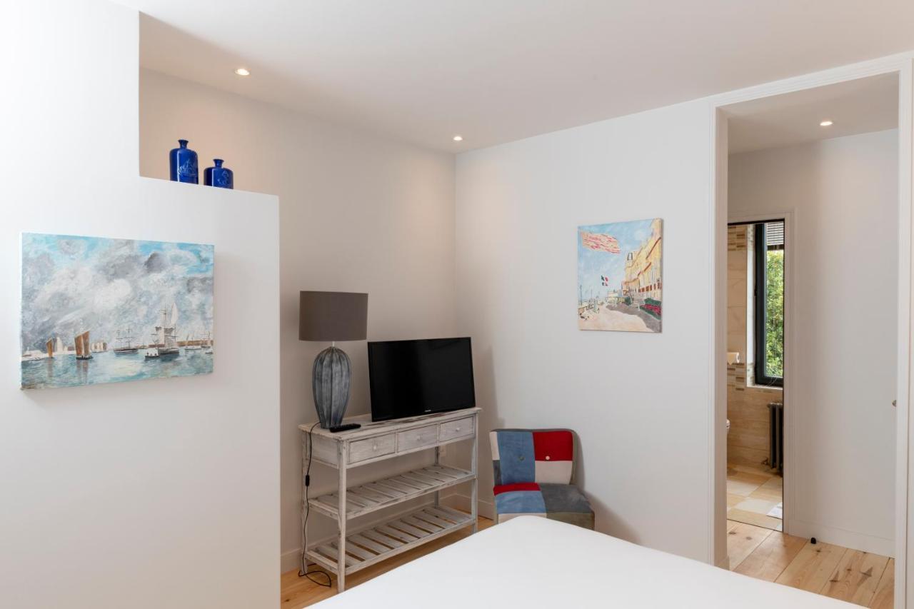 Cap Sur Honfleur Bed & Breakfast ภายนอก รูปภาพ