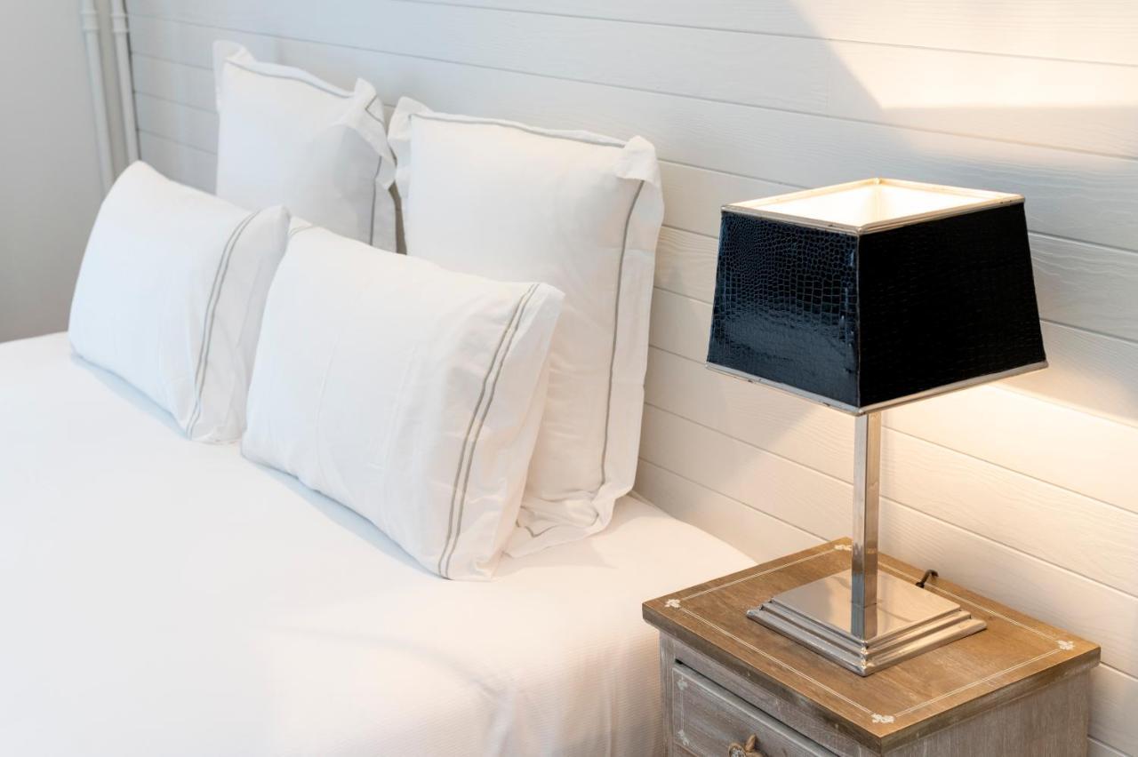 Cap Sur Honfleur Bed & Breakfast ภายนอก รูปภาพ