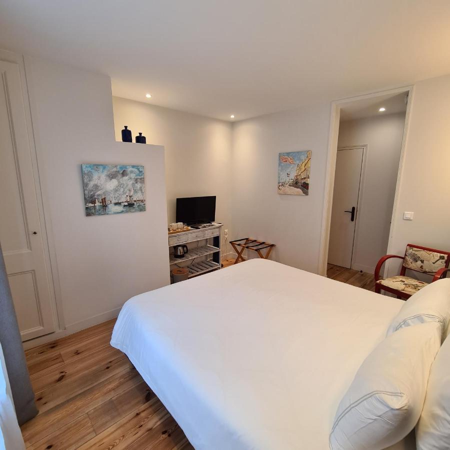 Cap Sur Honfleur Bed & Breakfast ภายนอก รูปภาพ