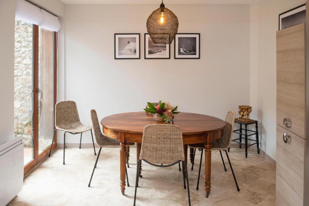 Cap Sur Honfleur Bed & Breakfast ภายนอก รูปภาพ